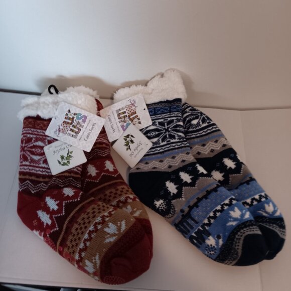Muk Luks  Cabin Socks Treated with Jojoba OIL NWT  S / M - Picture 1 of 2